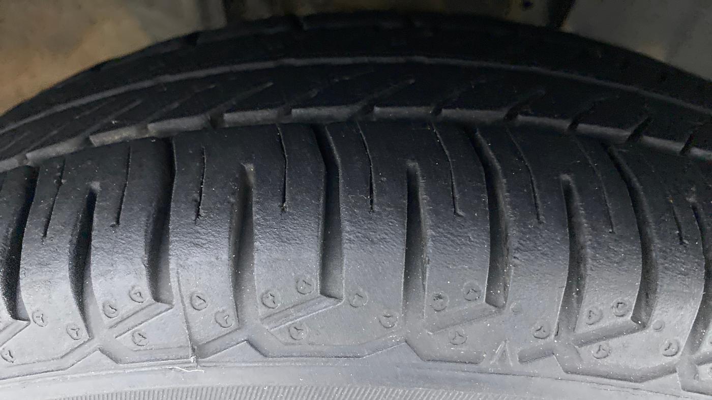 2019 Renault TRIBER 1.0 RXZ, Petrol, Manual, 62,803 km, Right Front Tyre Tread