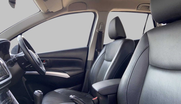 2020 Maruti S Cross ALPHA 1.5, Petrol, Manual, 34,624 km, Right Side Front Door Cabin