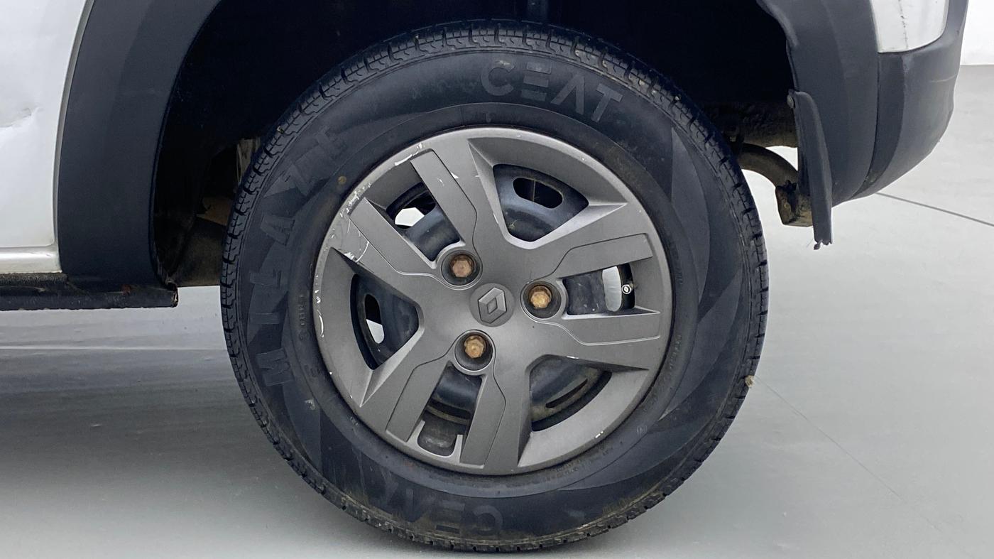 2018 Renault Kwid RXT 1.0 EASY-R AT OPTION, Petrol, Automatic, 28,355 km, Left Rear Wheel