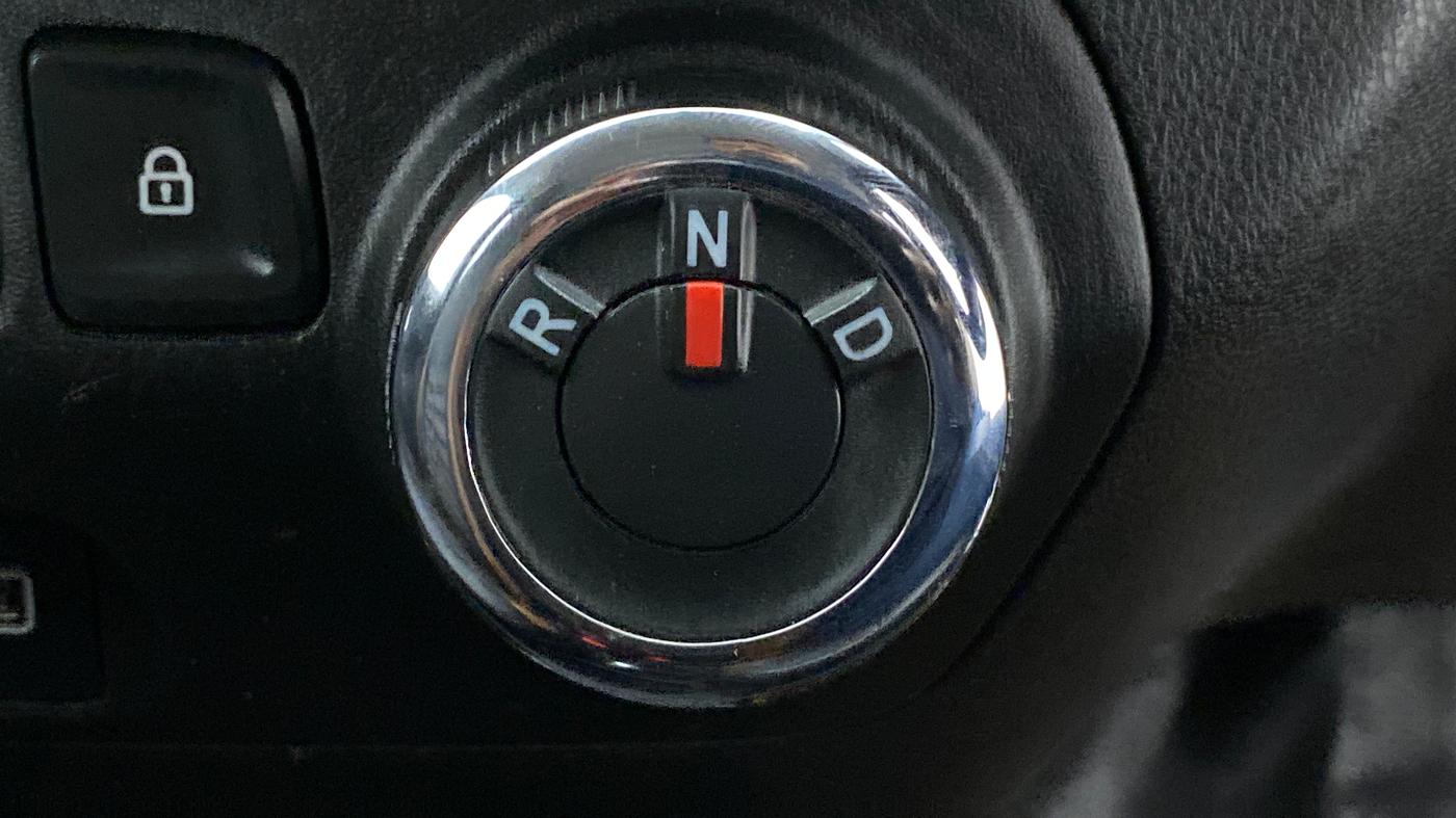 2018 Renault Kwid RXT 1.0 EASY-R AT OPTION, Petrol, Automatic, 28,355 km, Gear Lever