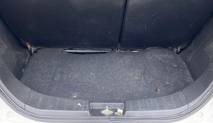 2016 Maruti Wagon R 1.0 VXI, Petrol, Manual, 65,809 km, Boot Inside