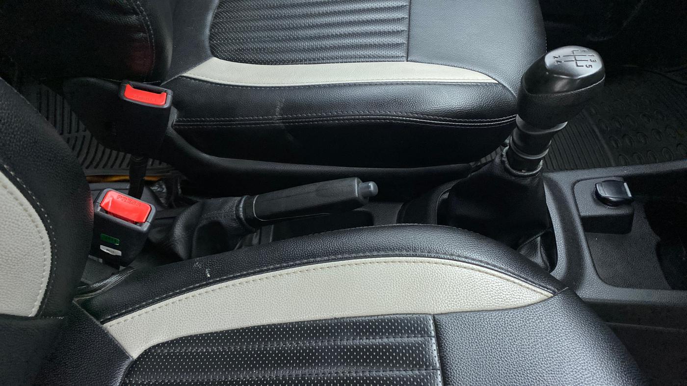 2019 Renault Kwid RXL, Petrol, Manual, 21,148 km, Gear Lever
