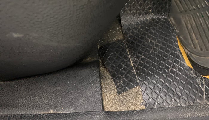 2019 Renault Kwid RXL, Petrol, Manual, 21,148 km, Flooring - Carpet is minor damage