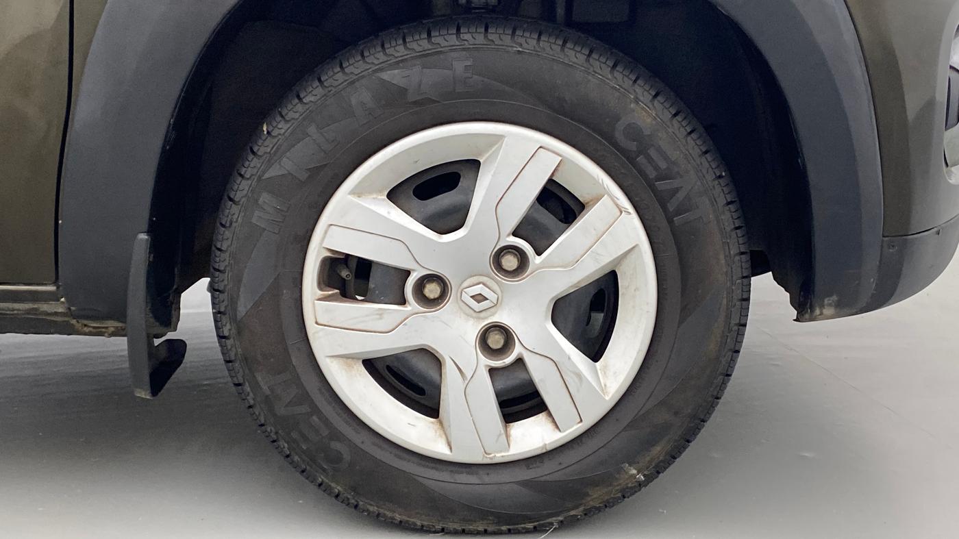 2019 Renault Kwid RXL, Petrol, Manual, 21,148 km, Right Front Wheel