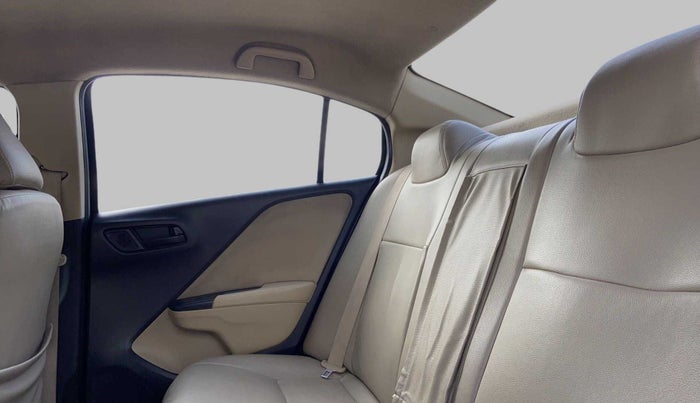 2015 Honda City SV MT PETROL, Petrol, Manual, 75,876 km, Right Side Rear Door Cabin