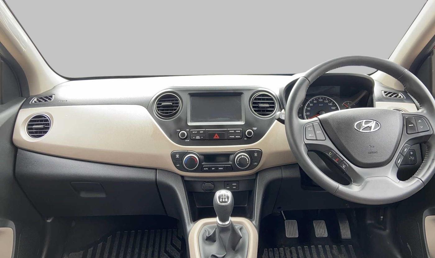 2019 Hyundai Grand i10 ASTA 1.2 KAPPA VTVT, Petrol, Manual, 11,731 km, Dashboard