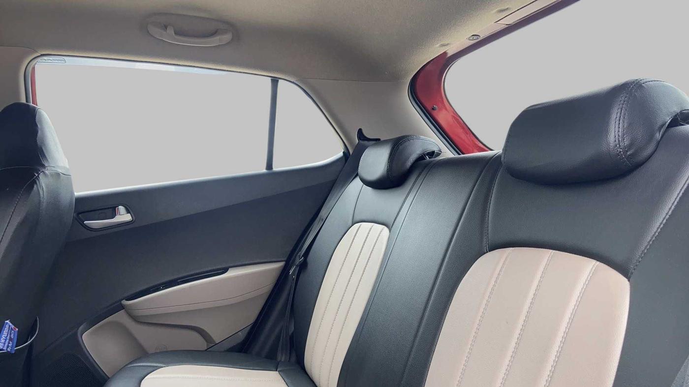 2019 Hyundai Grand i10 ASTA 1.2 KAPPA VTVT, Petrol, Manual, 11,731 km, Right Side Rear Door Cabin