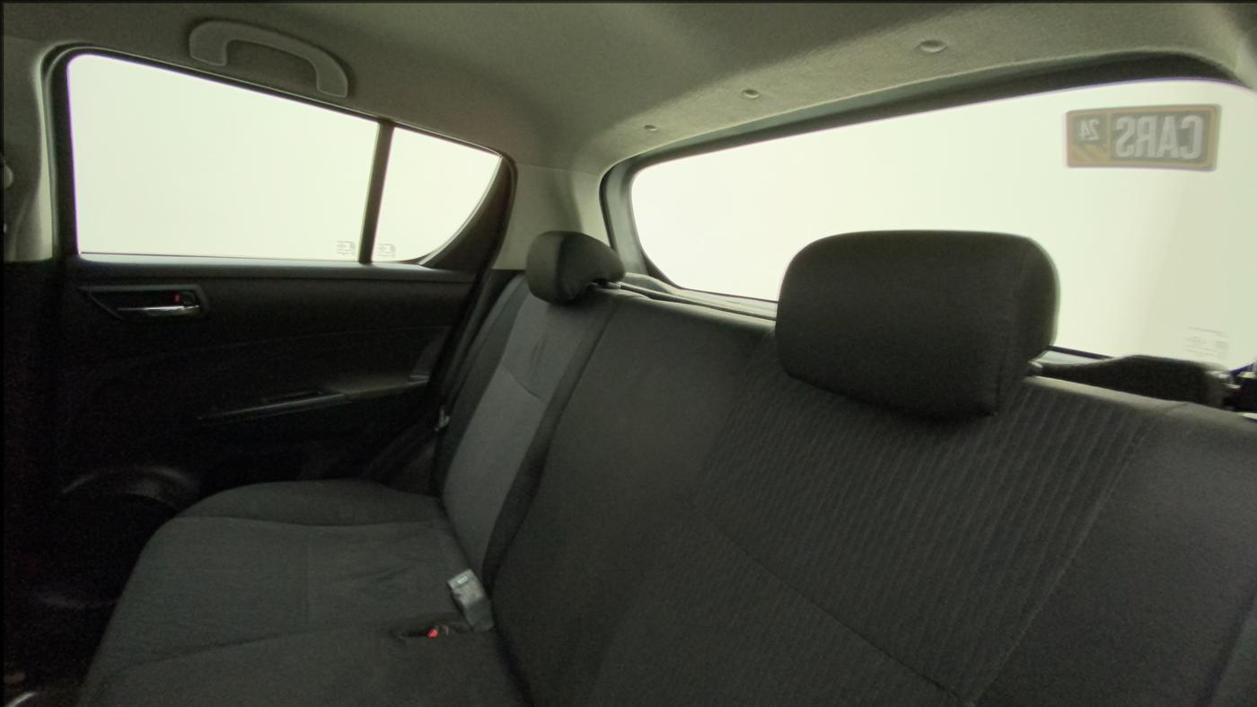 2015 Maruti Swift VXI, Petrol, Manual, 44,129 km, Right Side Rear Door Cabin