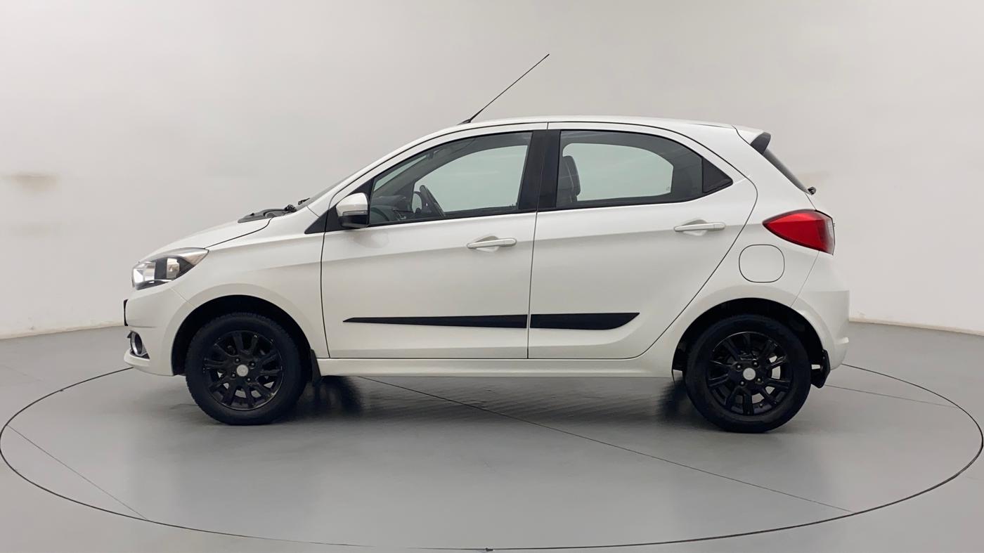 2017 Tata Tiago XZA 1.2 REVOTRON, Petrol, Automatic, 88,379 km, Left Side View