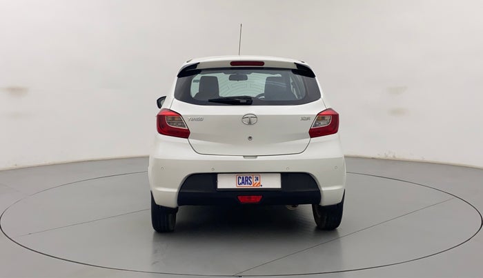 2017 Tata Tiago XZA 1.2 REVOTRON, Petrol, Automatic, 88,379 km, Back/Rear View