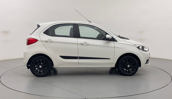 2017 Tata Tiago XZA 1.2 REVOTRON, Petrol, Automatic, 88,379 km, Right Side View