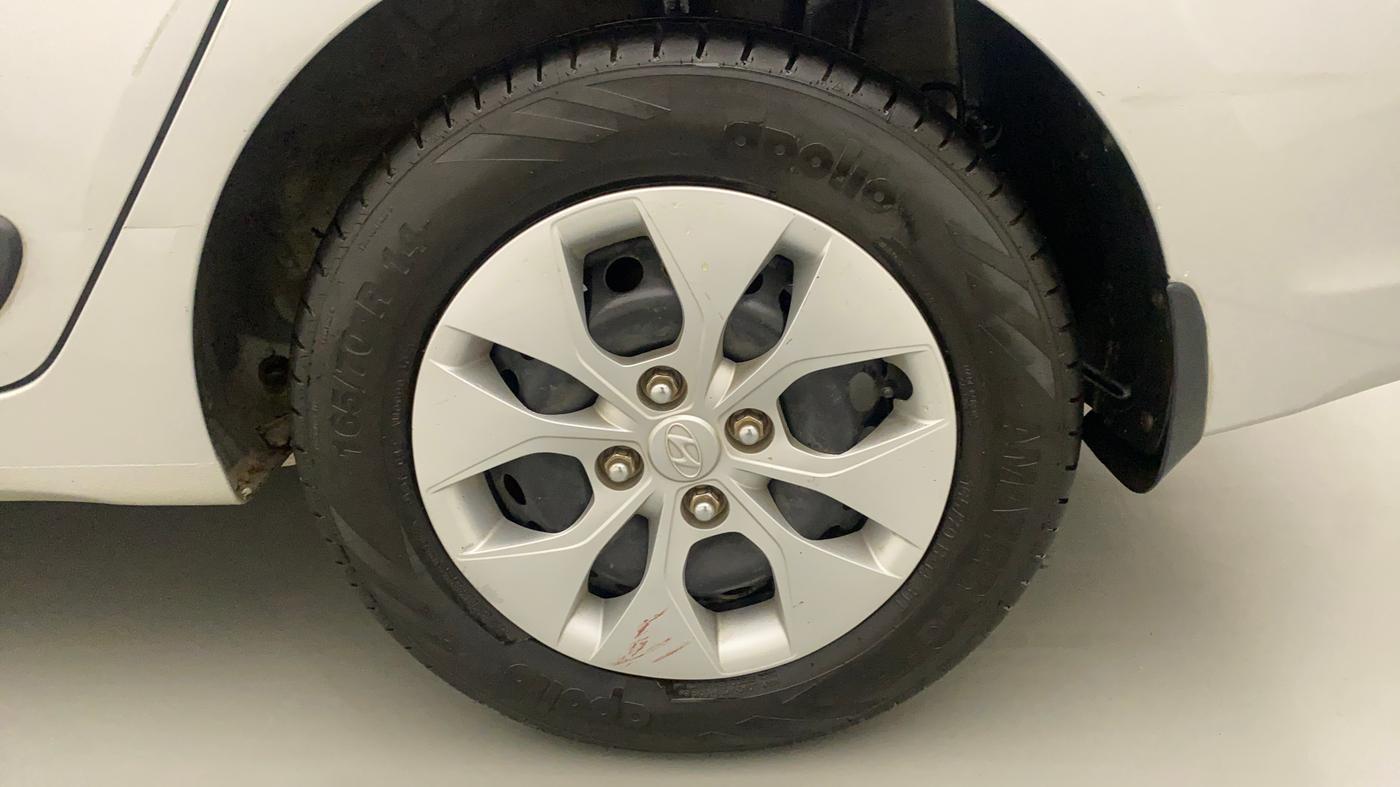 2014 Hyundai Xcent S 1.2, Petrol, Manual, 42,400 km, Left Rear Wheel