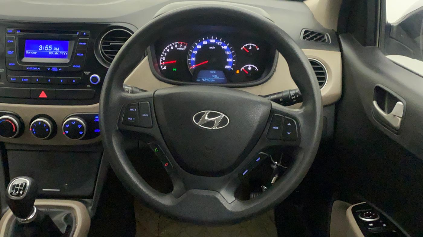 2014 Hyundai Xcent S 1.2, Petrol, Manual, 42,400 km, Steering Wheel Close Up
