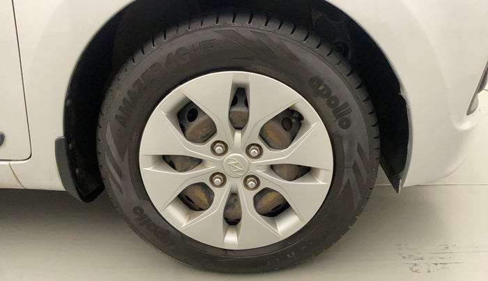2014 Hyundai Xcent S 1.2, Petrol, Manual, 42,400 km, Right Front Wheel