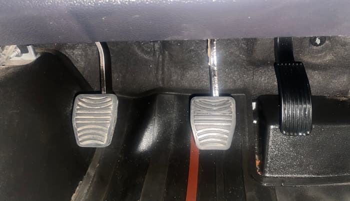 2024 Mahindra Thar LX D HT 2WD MT, Diesel, Manual, 36,579 km, Pedals