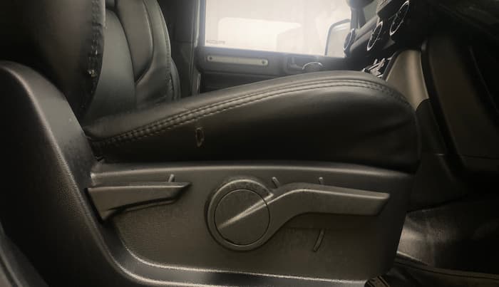 2024 Mahindra Thar LX D HT 2WD MT, Diesel, Manual, 36,579 km, Driver Side Adjustment Panel