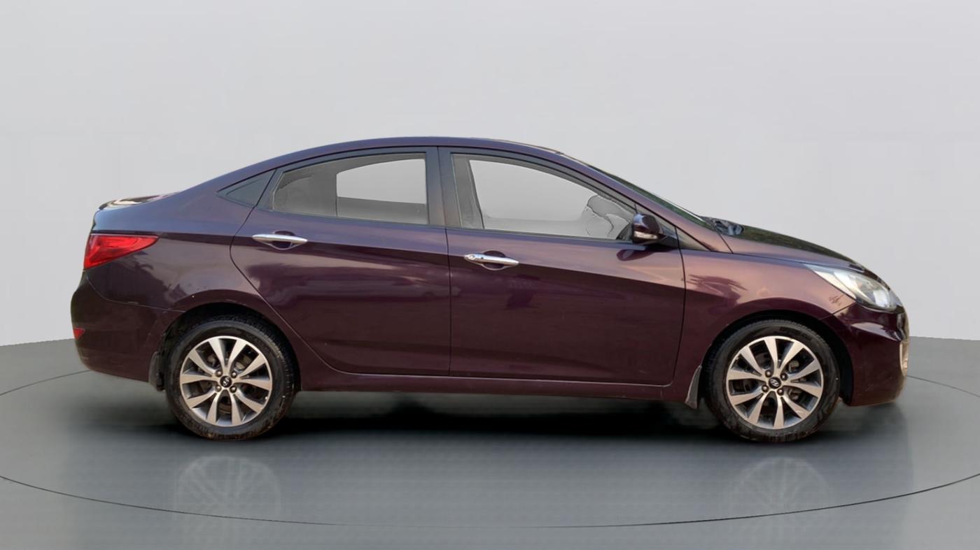 2013 Hyundai Verna FLUIDIC 1.6 CRDI SX OPT AT, Diesel, Automatic, 85,244 km, Right Side View