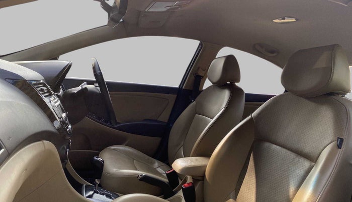 2013 Hyundai Verna FLUIDIC 1.6 CRDI SX OPT AT, Diesel, Automatic, 85,244 km, Right Side Front Door Cabin