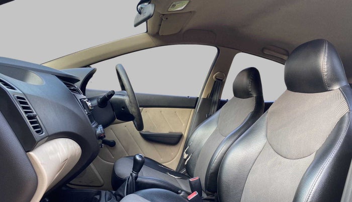 2012 Hyundai Eon D LITE PLUS, Petrol, Manual, 31,041 km, Right Side Front Door Cabin