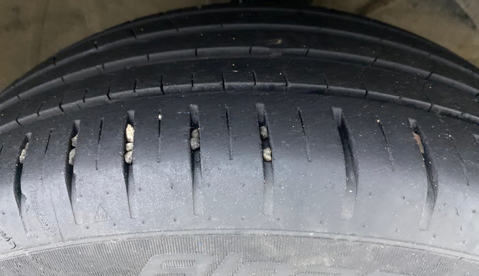 2019 Maruti Baleno RS 1.0 PETROL, Petrol, Manual, 27,260 km, Right Front Tyre Tread