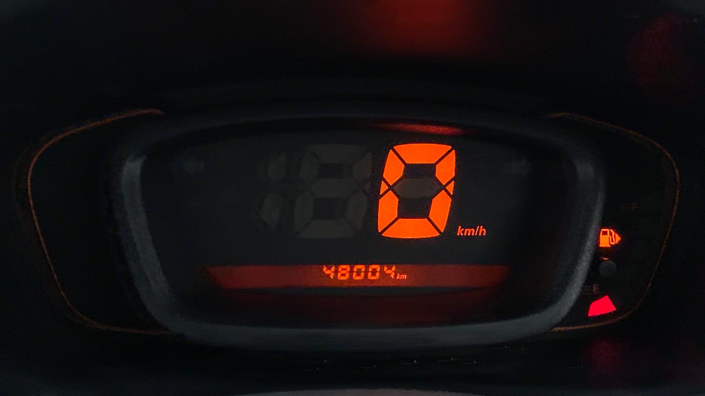 2016 Renault Kwid RXT, Petrol, Manual, 48,004 km, Odometer Image
