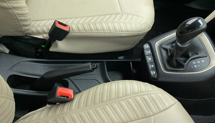 2021 Hyundai NEW SANTRO SPORTZ AMT, Petrol, Automatic, 5,369 km, Gear Lever