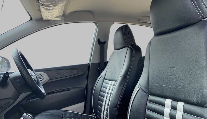 2020 Hyundai GRAND I10 NIOS ASTA AMT 1.2 KAPPA VTVT, Petrol, Automatic, 16,702 km, Right Side Front Door Cabin