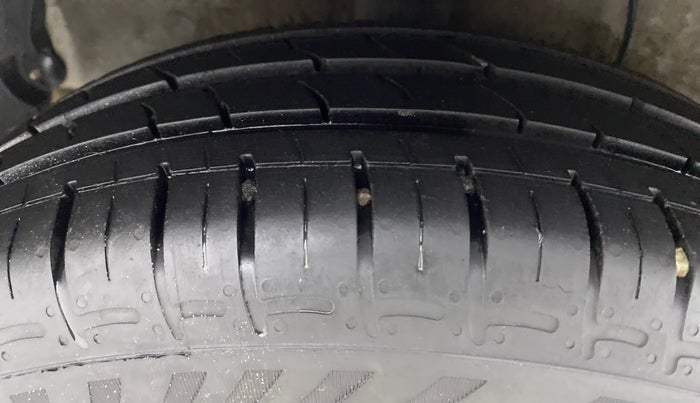 2020 Hyundai AURA S 1.2, Petrol, Manual, 92,154 km, Right Rear Tyre Tread
