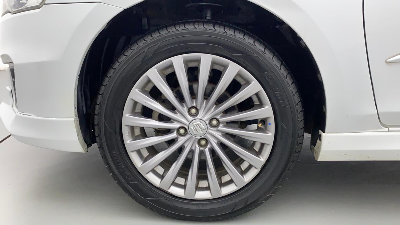 2017 Maruti Ciaz S 1.4 MT PETROL, Petrol, Manual, 24,624 km, Left Front Wheel