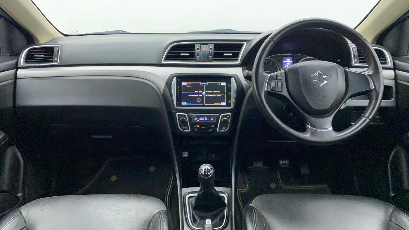 2017 Maruti Ciaz S 1.4 MT PETROL, Petrol, Manual, 24,624 km, Dashboard
