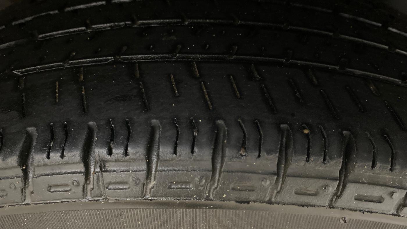 2015 Hyundai Xcent BASE 1.2, Petrol, Manual, 83,459 km, Left Rear Tyre Tread