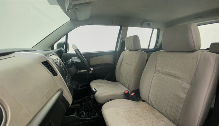 2013 Maruti Wagon R 1.0 VXI, Petrol, Manual, 68,493 km, Right Side Front Door Cabin