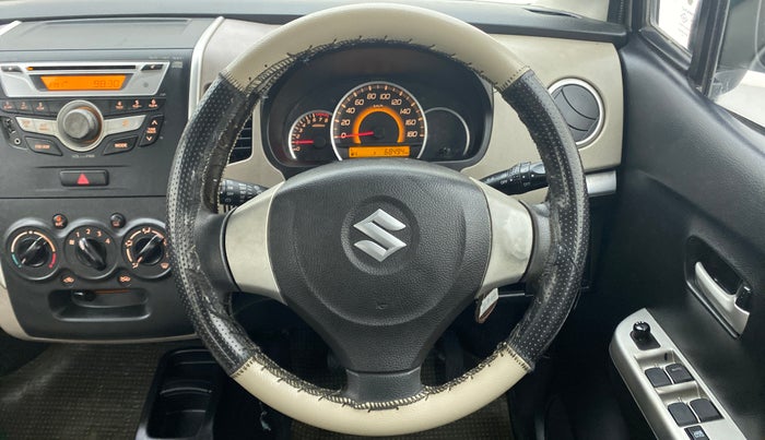 2013 Maruti Wagon R 1.0 VXI, Petrol, Manual, 68,493 km, Steering Wheel Close Up