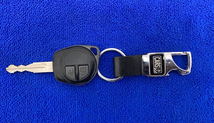 2013 Maruti Wagon R 1.0 VXI, Petrol, Manual, 68,493 km, Key Close Up