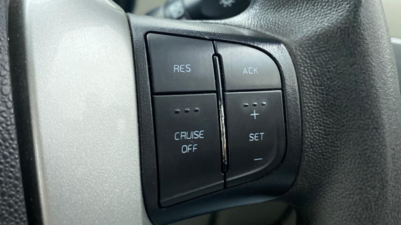 2017 Mahindra Scorpio S10 Intelli Hybrid 2WD, Diesel, Manual, 35,937 km, Adaptive Cruise Control