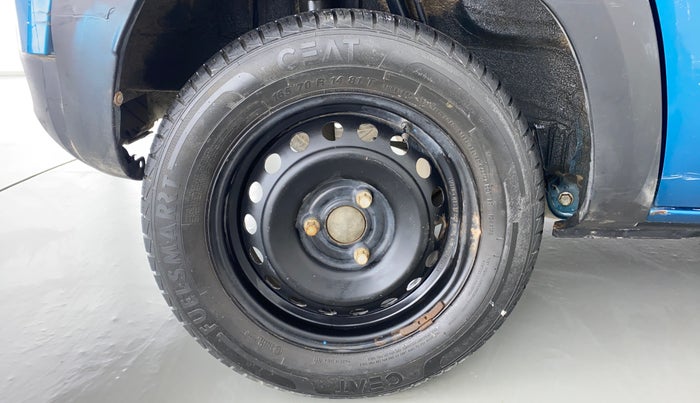 2019 Renault Kwid RXL, Petrol, Manual, 33,865 km, Right Rear Wheel