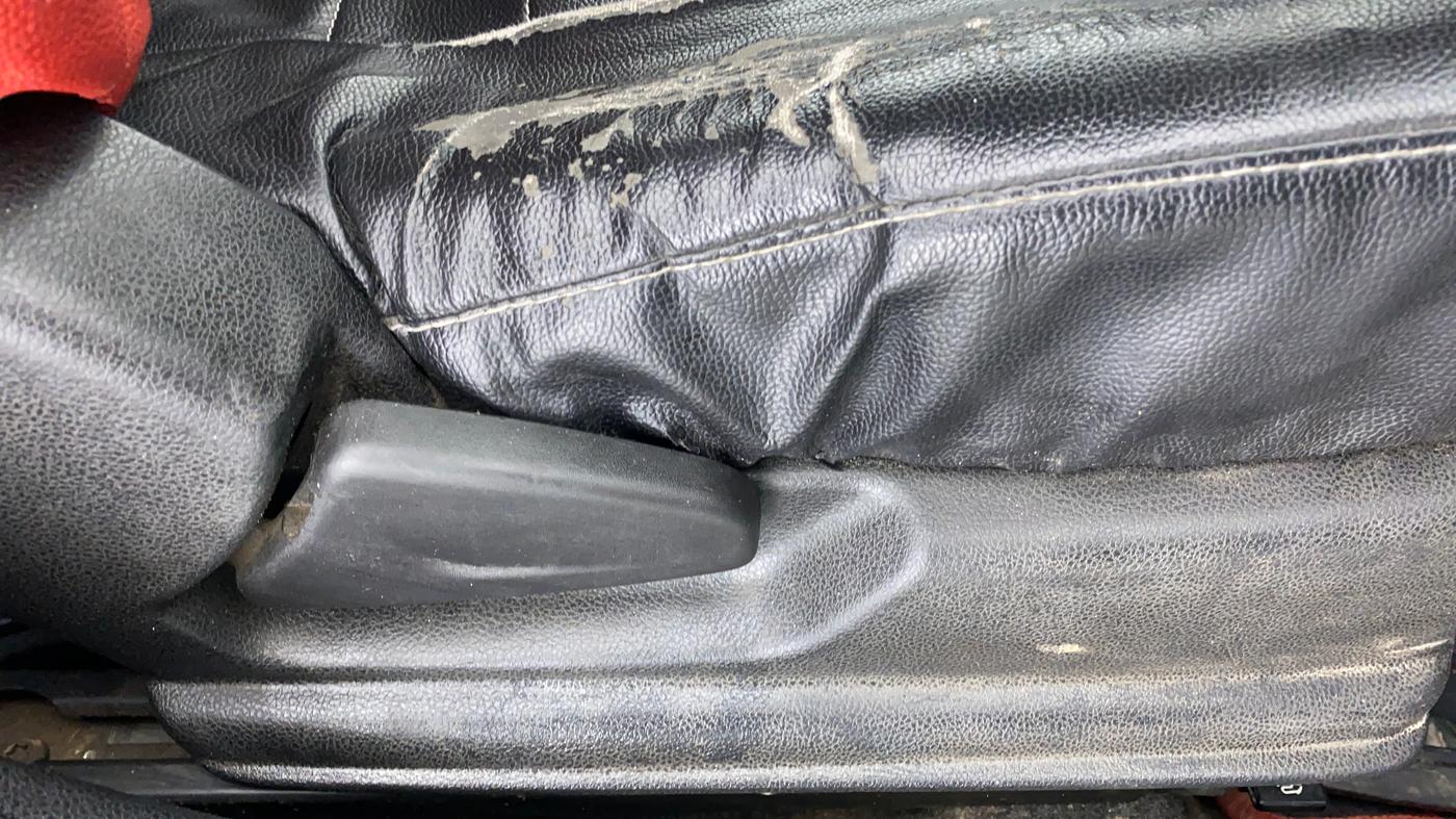 2019 Renault Kwid RXL, Petrol, Manual, 33,865 km, Driver Side Adjustment Panel