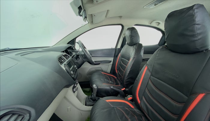 2019 Tata Tiago XZ 1.2 REVOTRON, Petrol, Manual, 38,715 km, Right Side Front Door Cabin