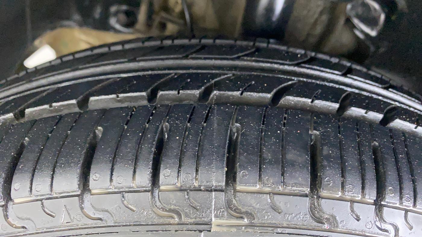 2019 Tata Tiago XZ 1.2 REVOTRON, Petrol, Manual, 38,715 km, Left Front Tyre Tread