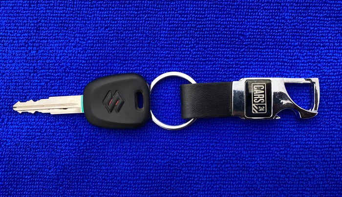 2018 Maruti Alto K10 VXI, CNG, Manual, 22,946 km, Key Close Up