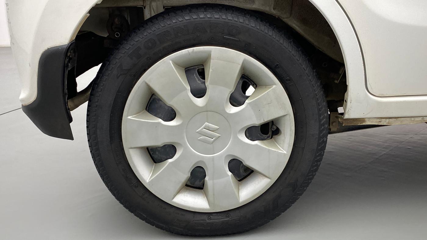 2018 Maruti Alto K10 VXI, CNG, Manual, 22,946 km, Right Rear Wheel