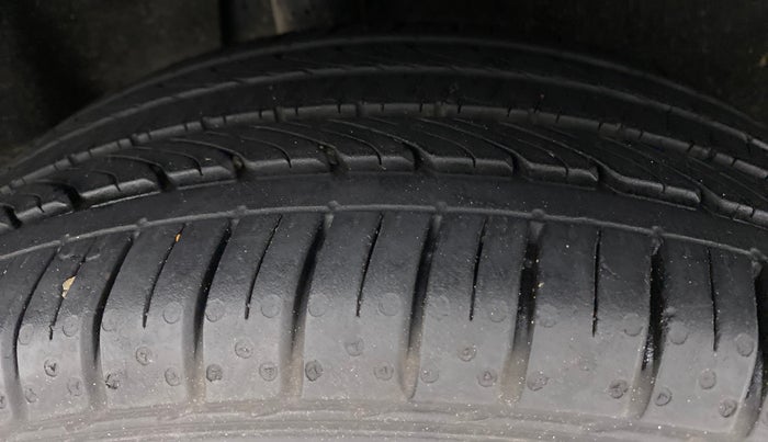 2019 Maruti Baleno ALPHA CVT PETROL 1.2, Petrol, Automatic, 50,195 km, Right Rear Tyre Tread
