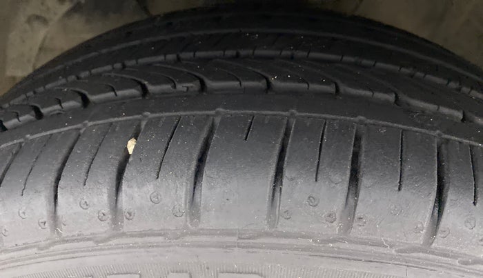 2019 Maruti Baleno ALPHA CVT PETROL 1.2, Petrol, Automatic, 50,195 km, Left Front Tyre Tread