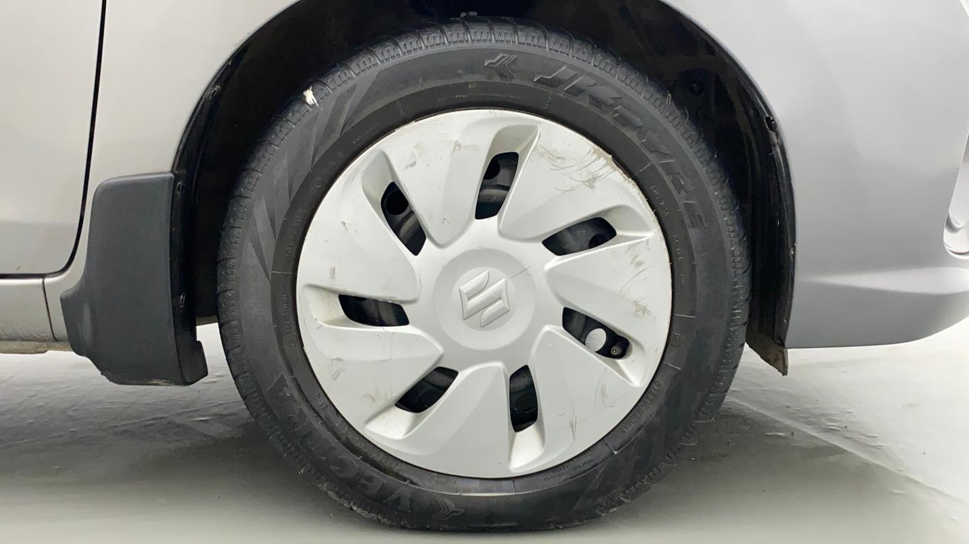 2018 Maruti Celerio VXI CNG D, CNG, Manual, 81,143 km, Right Front Wheel