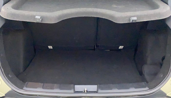 2022 Tata NEXON XZA PLUS KAZIRANGA PETROL, Petrol, Automatic, 22,445 km, Boot Inside