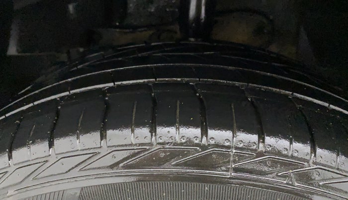 2022 Tata NEXON XZA PLUS KAZIRANGA PETROL, Petrol, Automatic, 22,445 km, Left Front Tyre Tread