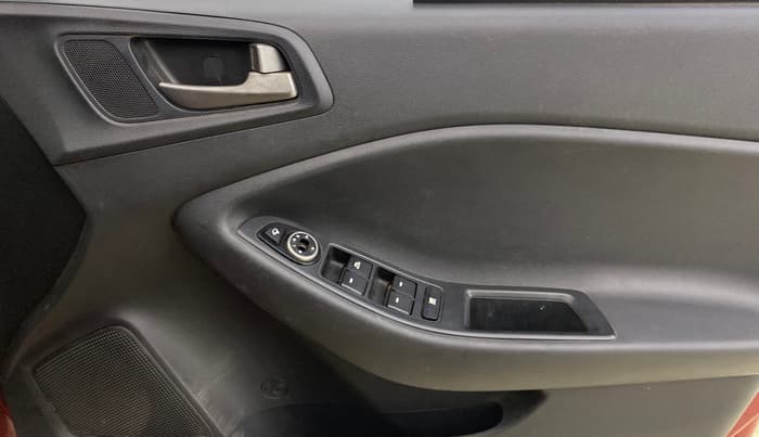 2017 Hyundai i20 Active 1.2 S, Petrol, Manual, 65,817 km, Driver Side Door Panels Control