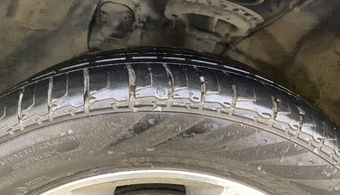 2017 Hyundai i20 Active 1.2 S, Petrol, Manual, 65,817 km, Left Front Tyre Tread