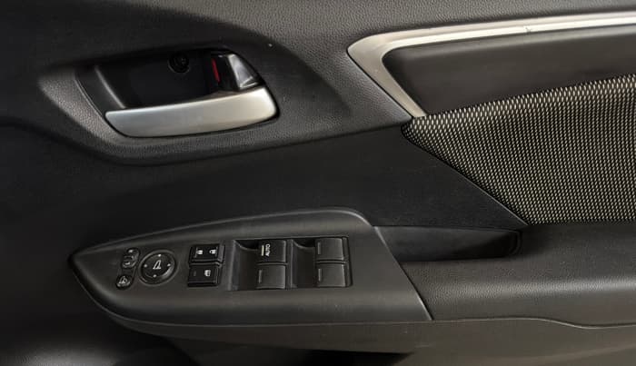 2019 Honda WR-V 1.2L I-VTEC VX MT, Petrol, Manual, 42,087 km, Driver Side Door Panels Control