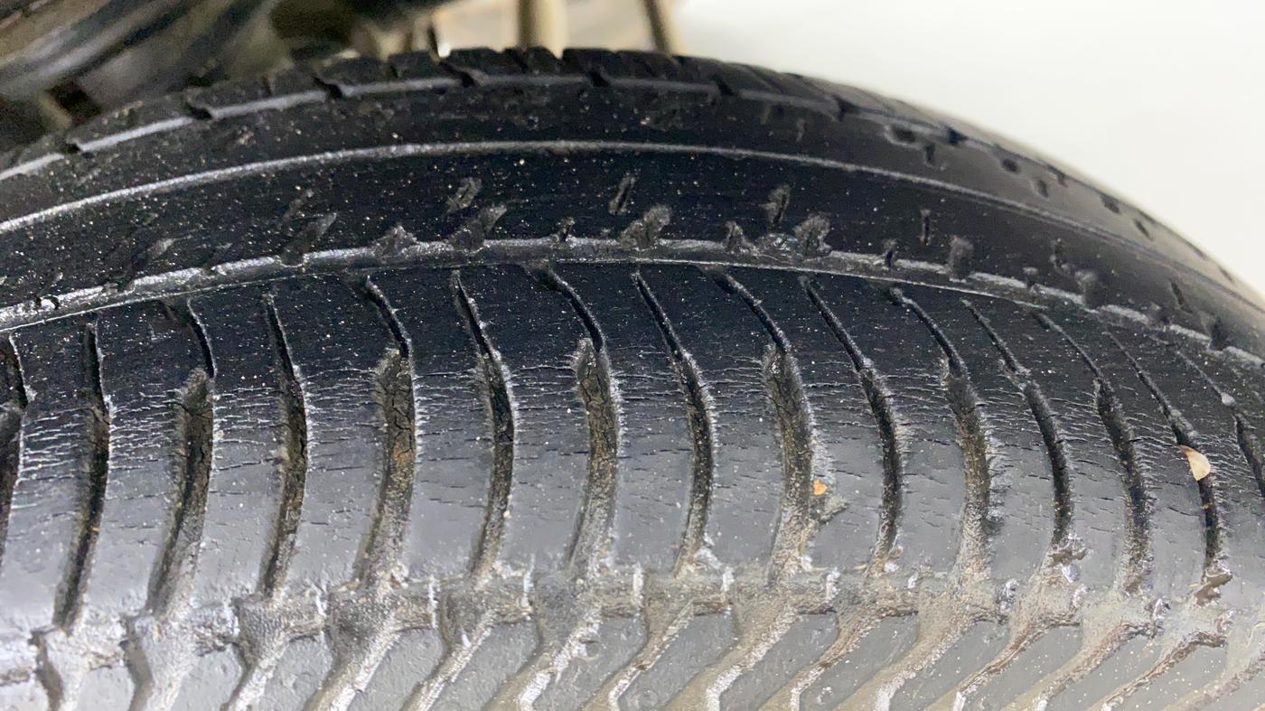 2018 Maruti Alto K10 VXI, Petrol, Manual, 24,946 km, Left Rear Tyre Tread